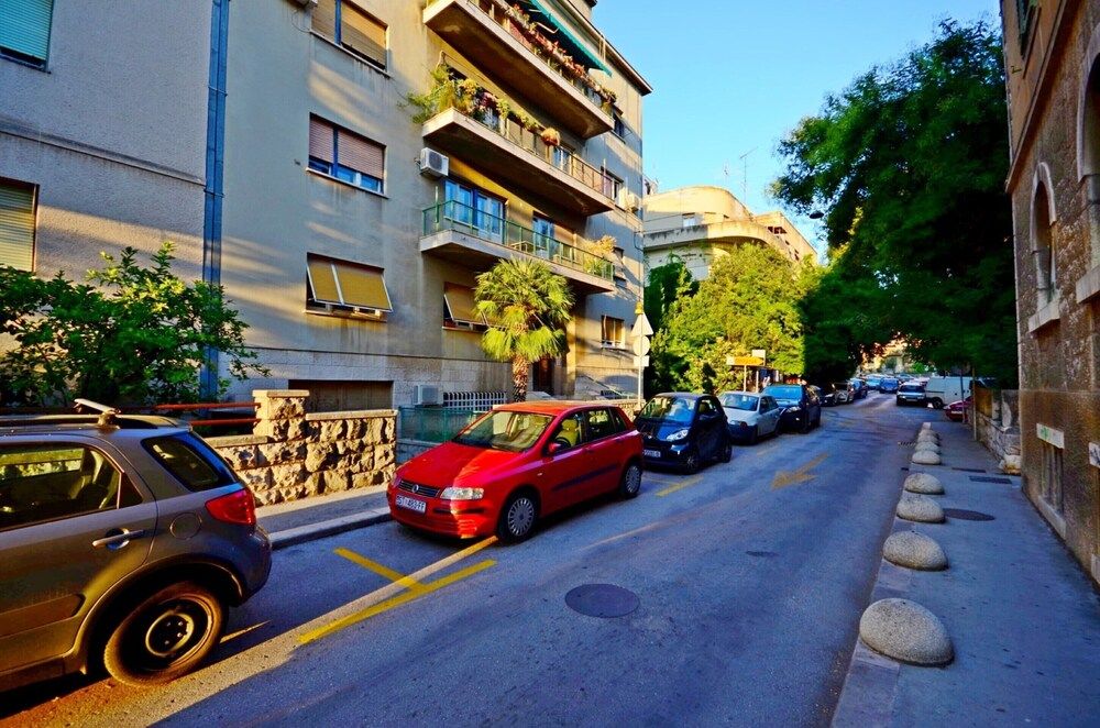 undefined Big 80 m2 apt With Balcony in the Heart of Split 7
