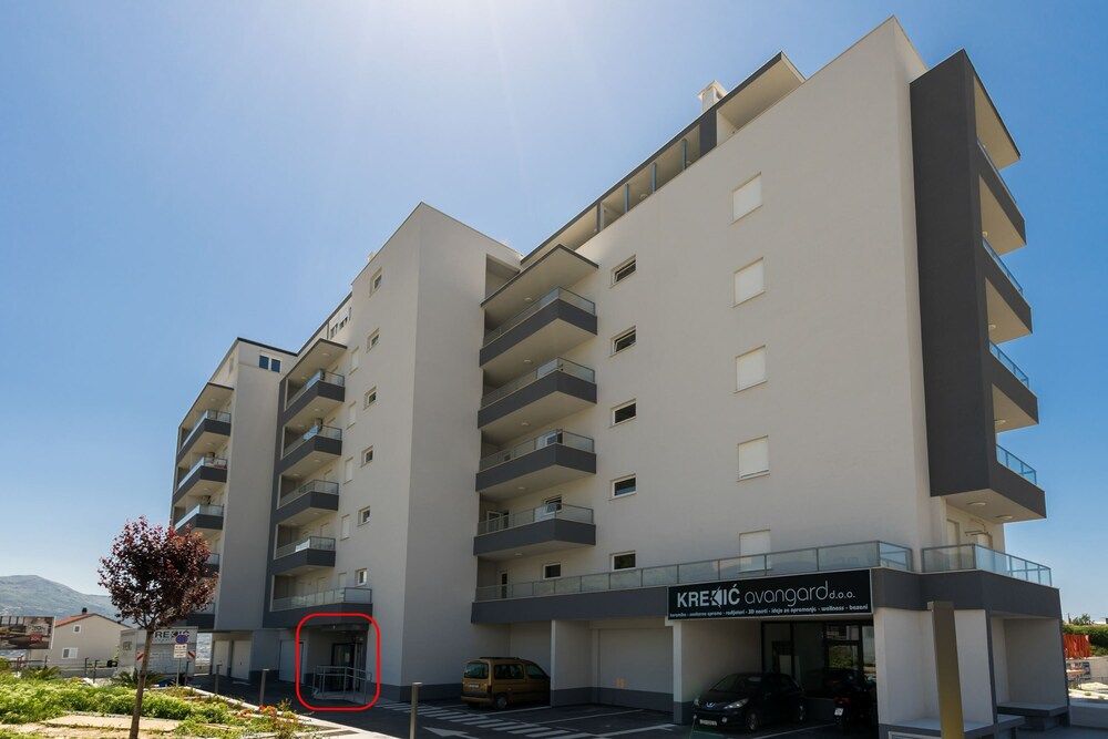 undefined A2 - Modern apt With the Terrace & sea View 2