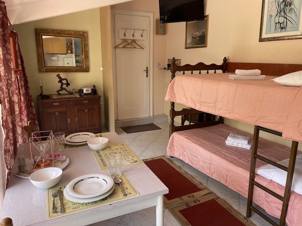 Oasis in Split Near the Center Apartment, 1 Bedroom, Garden View