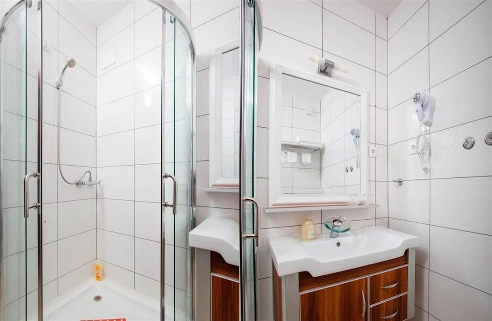 undefined Seagull - Ark Beach Studio 10