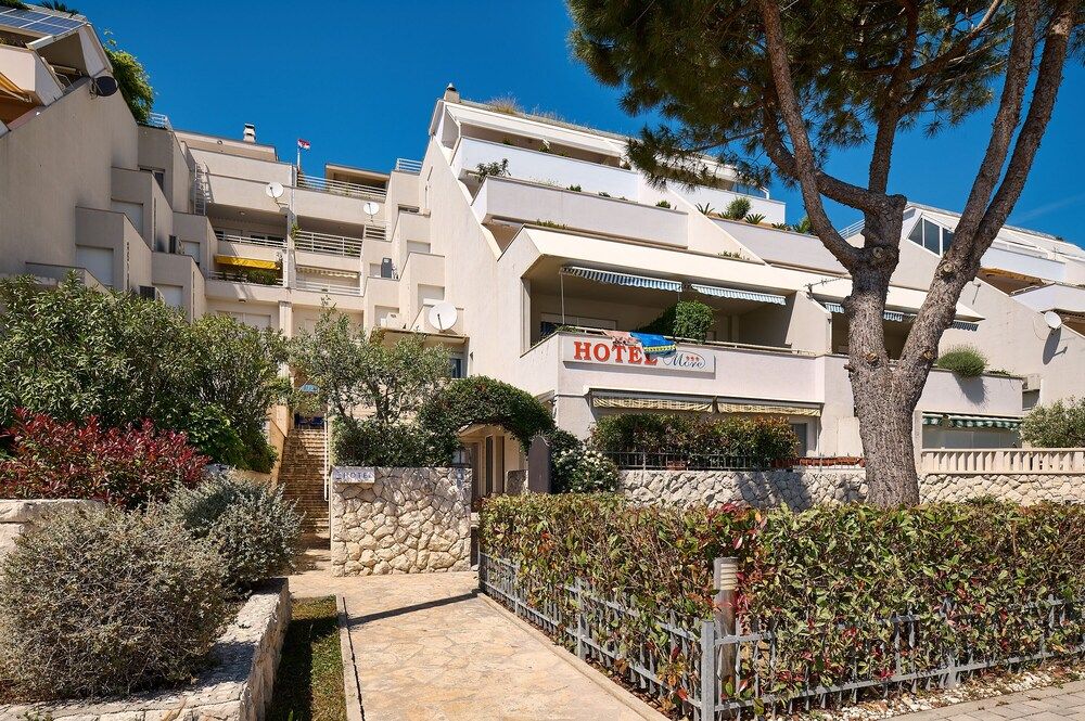 undefined Sun Spalato Adris 2