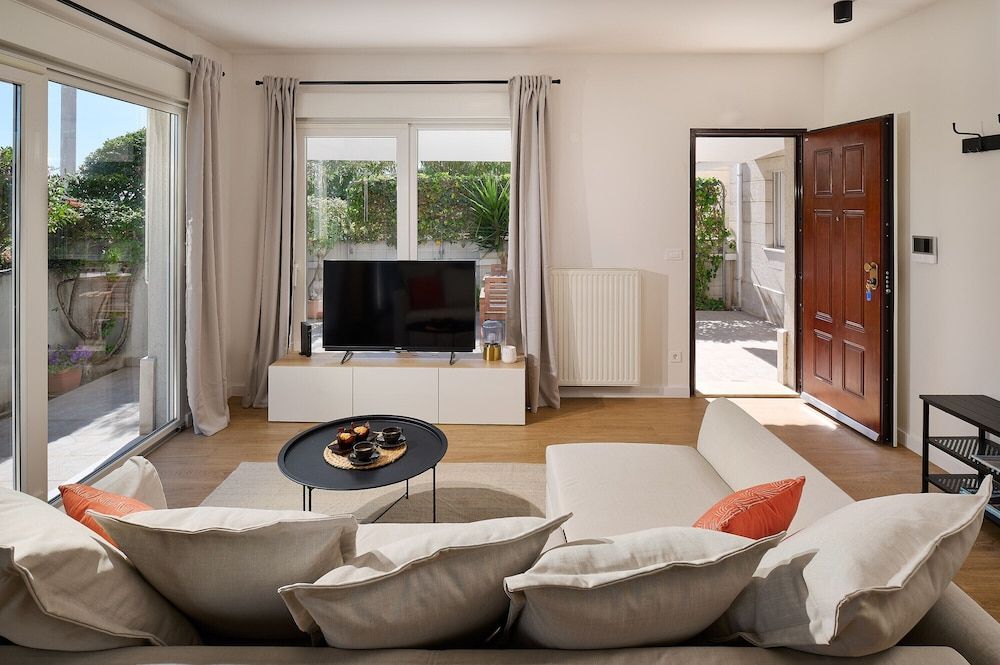 undefined Sun Spalato Adris