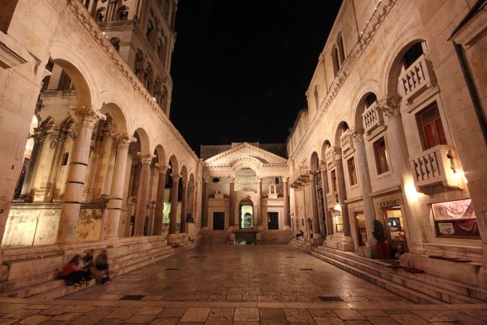 undefined Brane - Great Location & Garden Terrace - A1 6