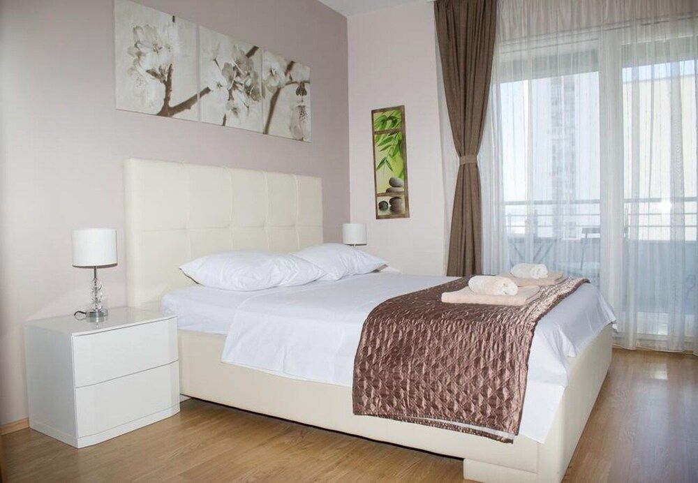 undefined Sky - A1 8