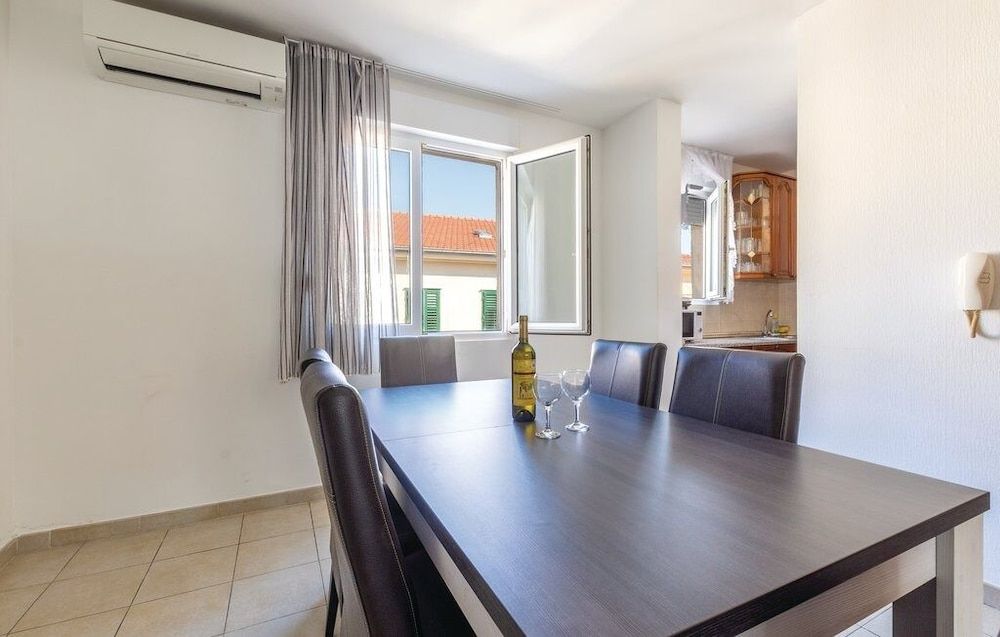 undefined Dino - Spacious Near City Centre - A1 5