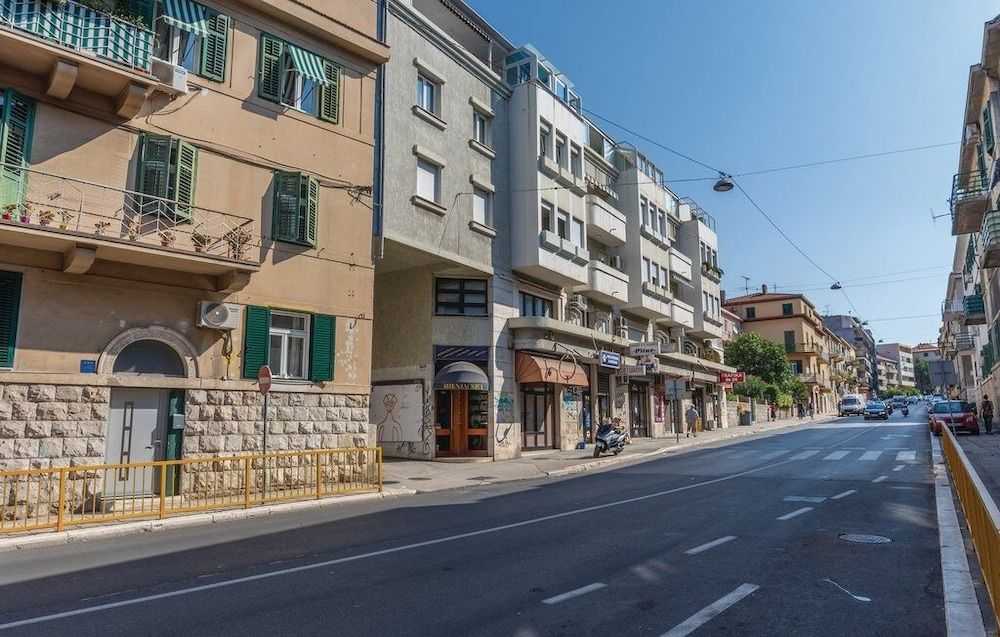 undefined Dino - Spacious Near City Centre - A1