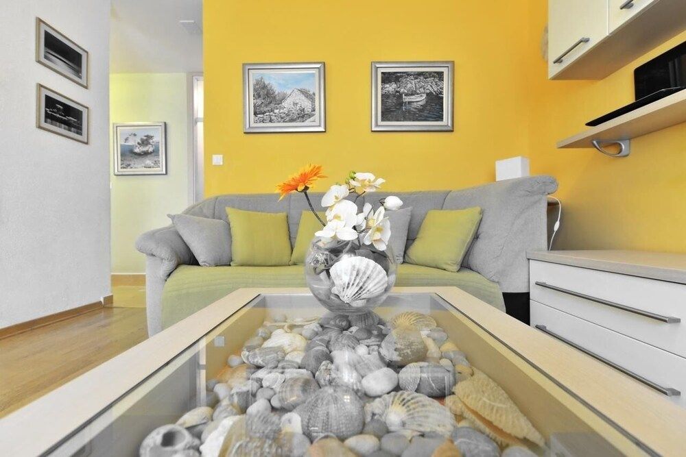 Sama - Modern & Comfortable - A1 Apartment (SaMa - modern & comfortable - A1(5+2)) 11