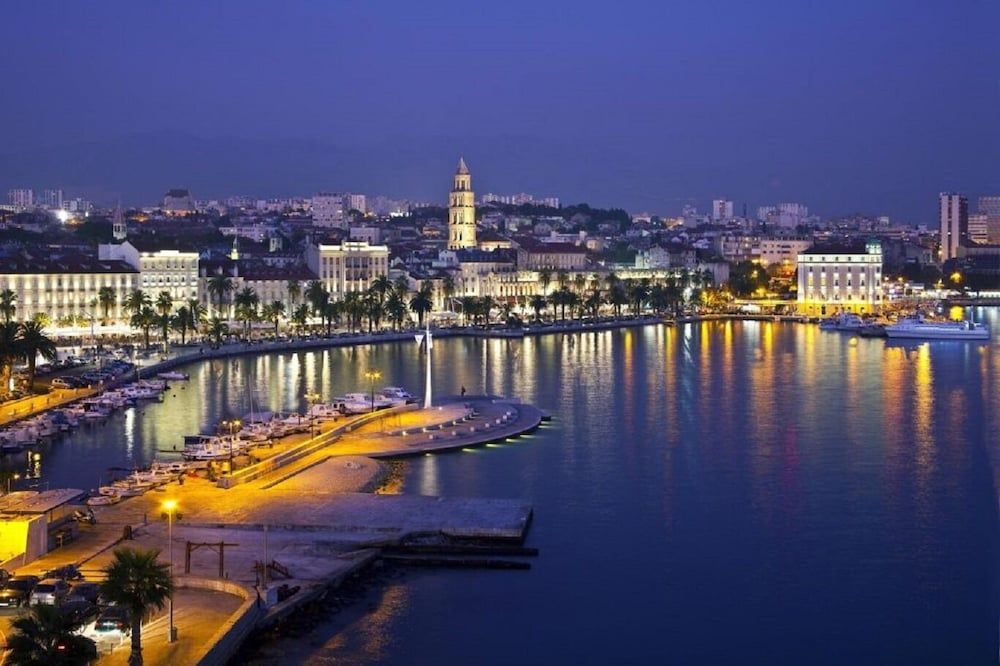 undefined Bosiljka-comfortable and Modern - A1 8