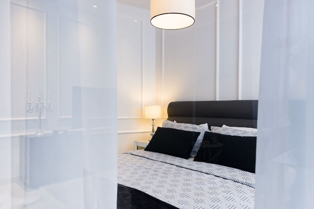 undefined Antonia - Beautiful Studio - SA 9