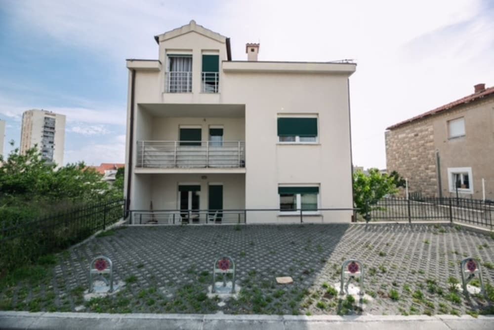 undefined Miro - Modern - A3 Lijevi 2