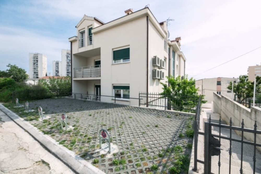 undefined Miro - Modern - A3 Lijevi 3