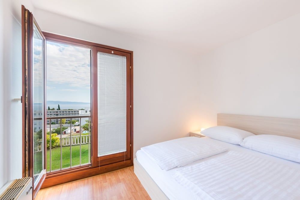 Apartments Mrs Brightside Apartment (A1) 6