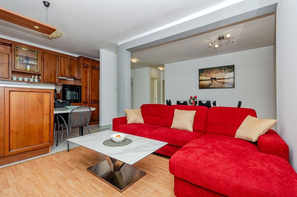 Apartments Mrs Brightside Apartment (A2) 9