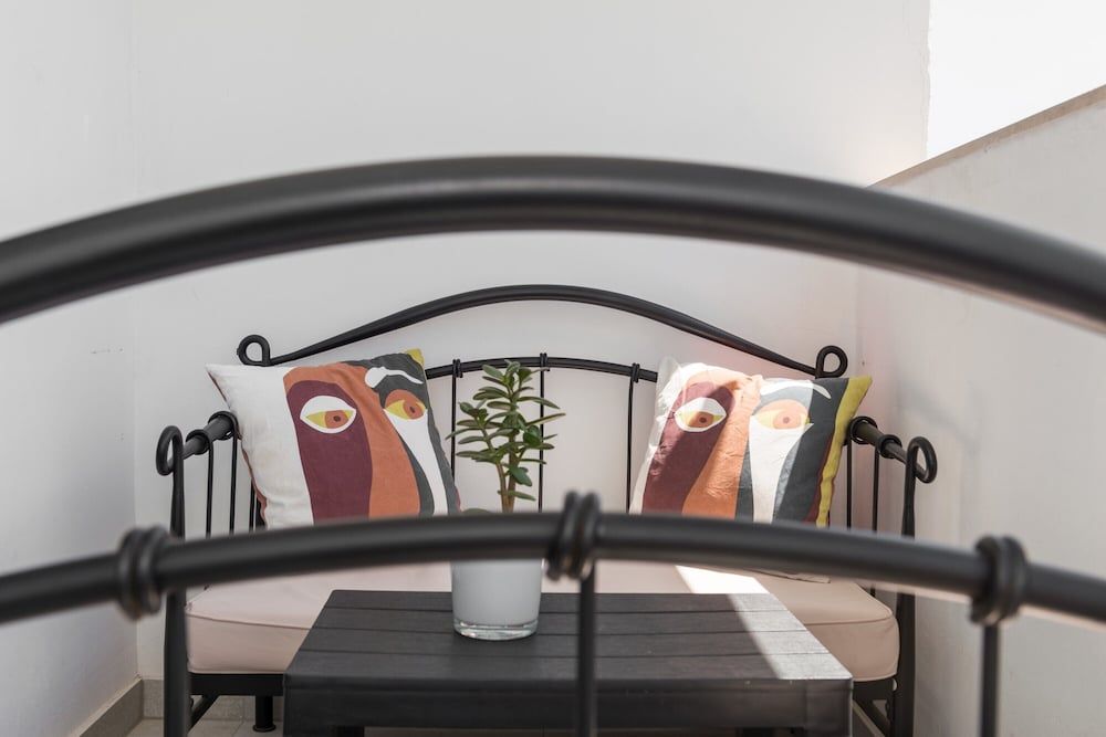 undefined Modern 90 m2 apt With Balcony w the sea View 9