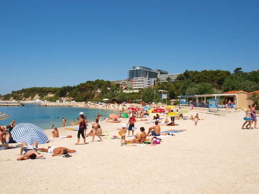 Modern 90 m2 apt With Balcony w the sea View Apartment 39