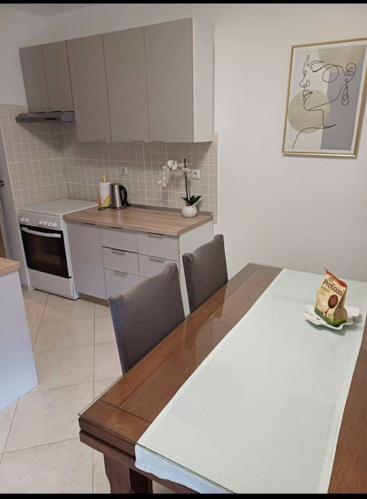 undefined Apartment Alba 3