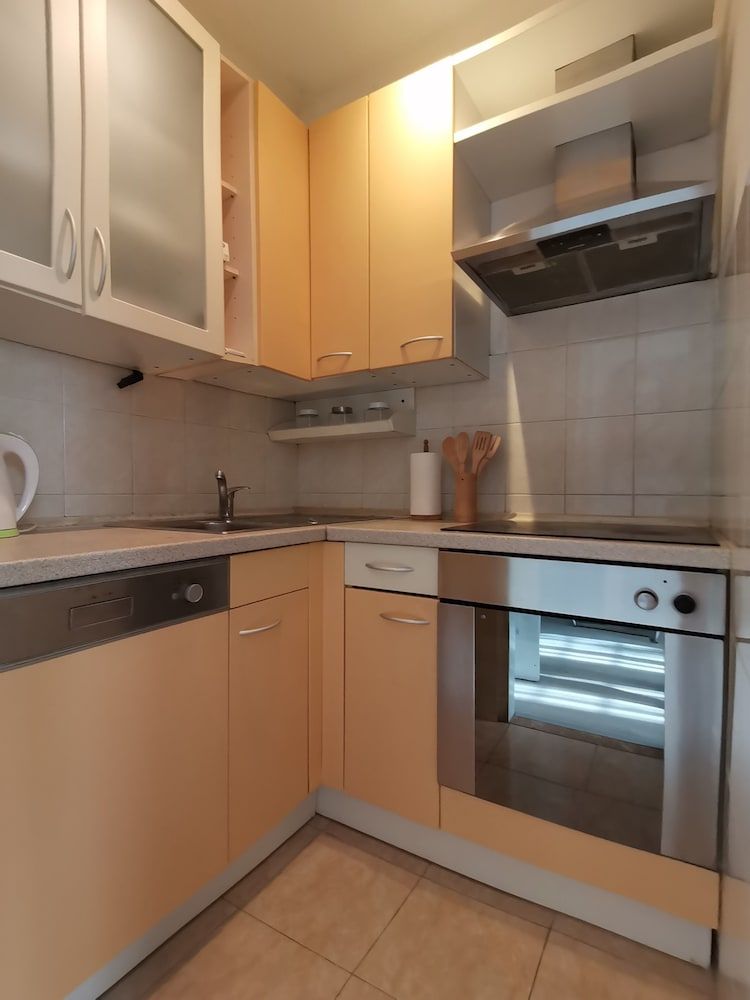 Ana Center Apartment in the Center of Split City Apartment, 2 Queen Beds 12