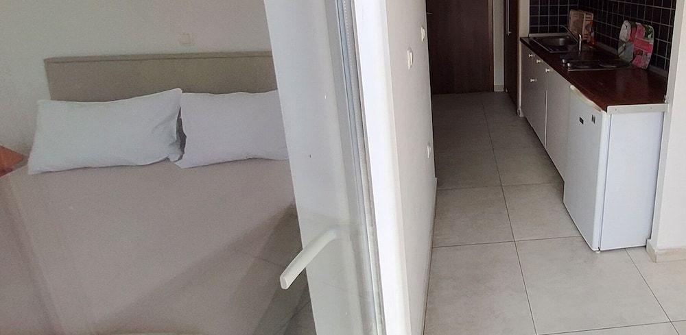 Apartment 11 Sleeps 4 Guests Apartment 26