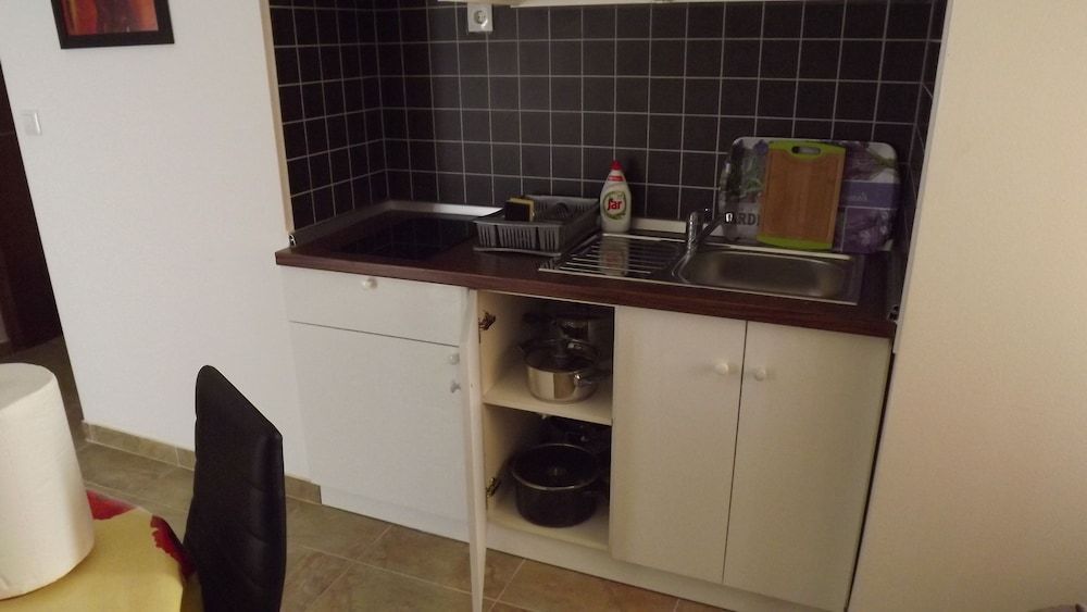 Apartment 9 With a Double bed Apartment 4