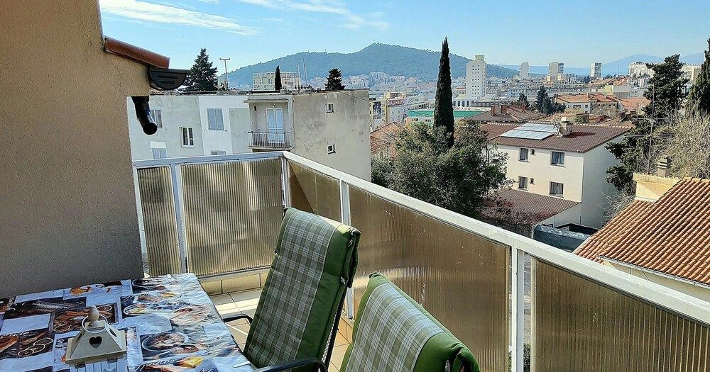 Captivating Apartment 15 Sleeps 4 Guests Apartment 9