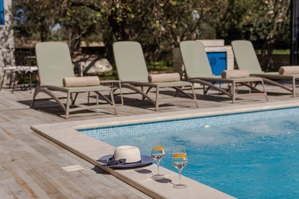 undefined The Olive Poolhouse 8