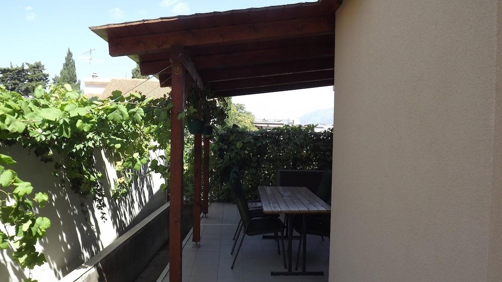 Apartment 4 Sleeps 4 Guests Apartment 32