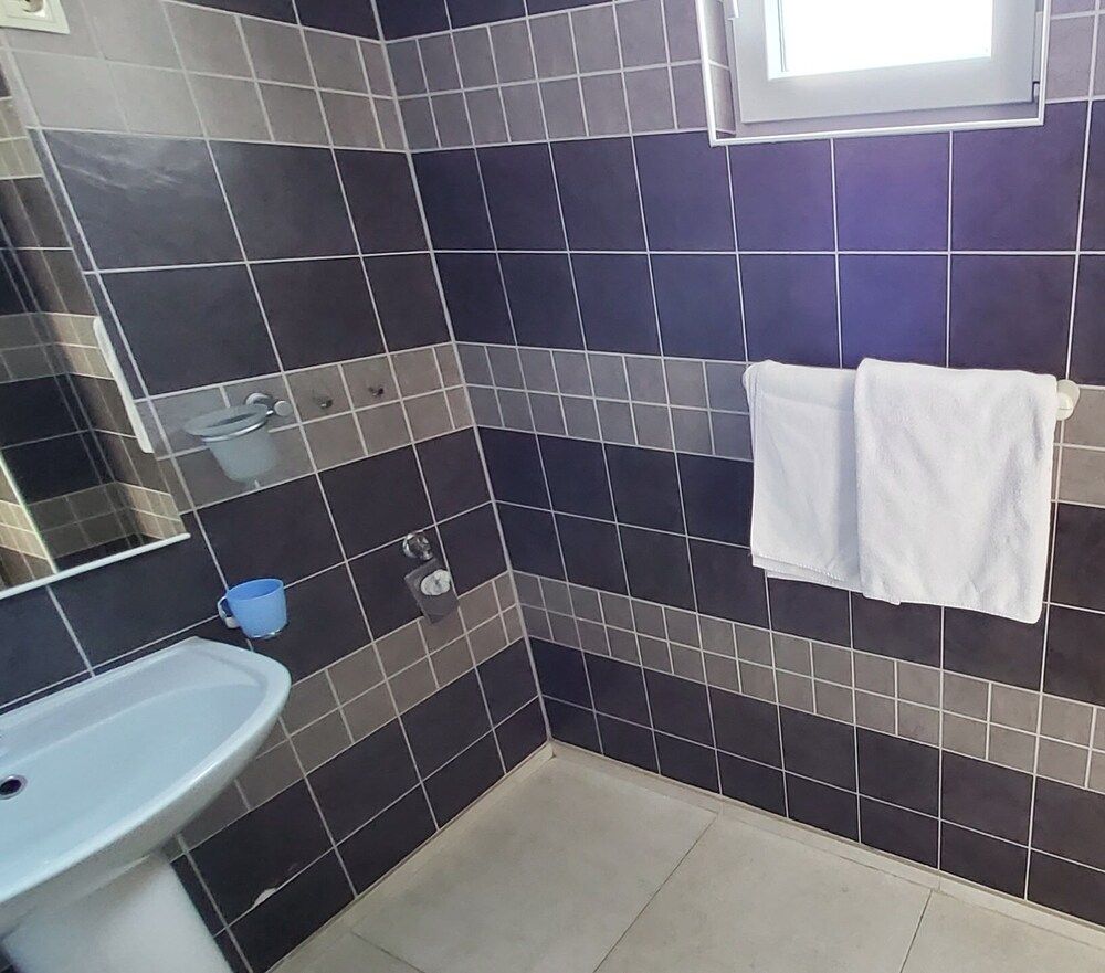 Economy Apartment 12 Sleeps 3 Guests Apartment 13