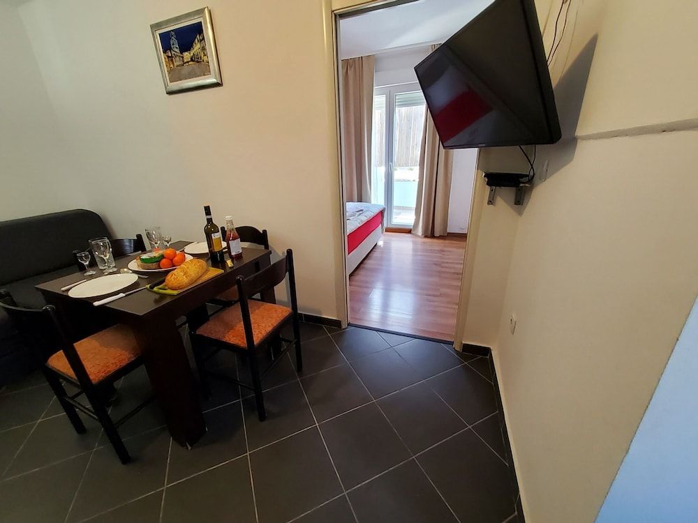 Charming Apartment 3 Sleeps 4 Guests Apartment 20