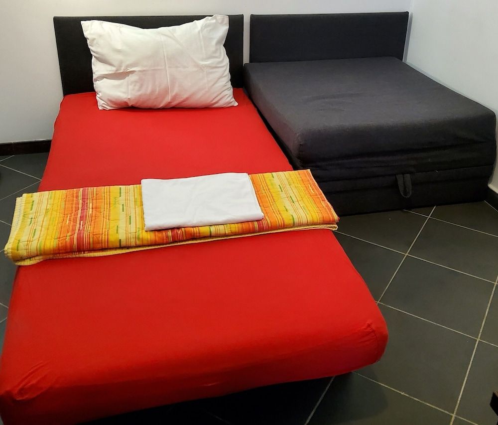 Charming Apartment 3 Sleeps 4 Guests Apartment 2