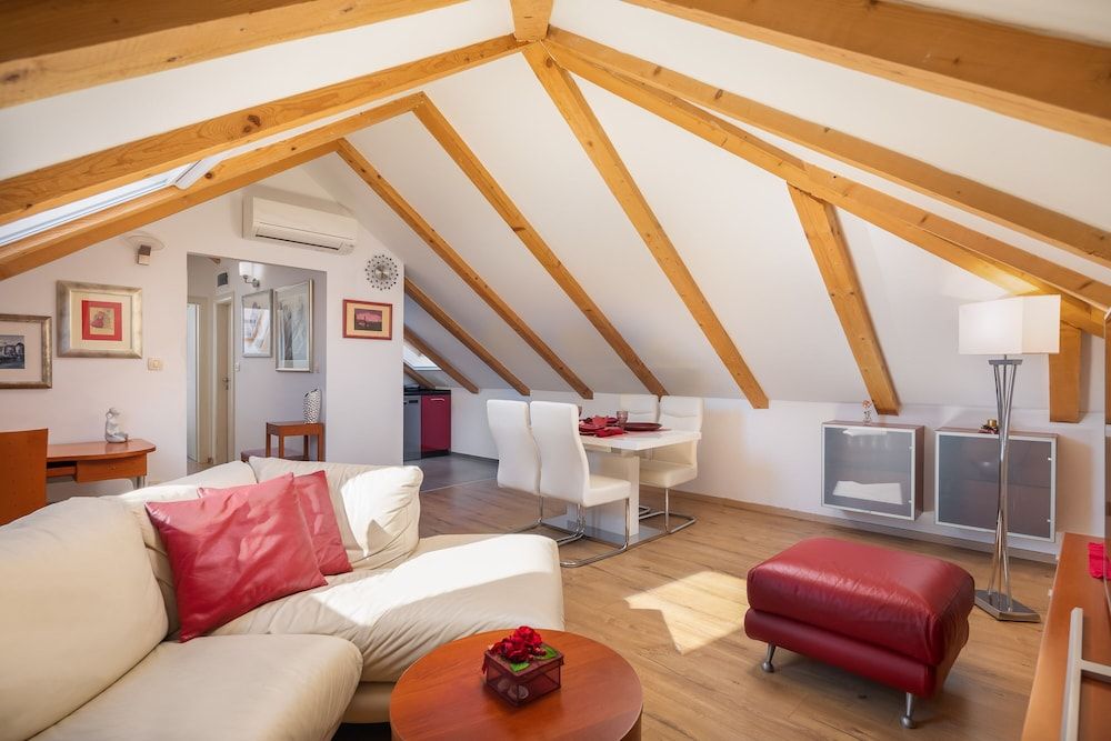 Romantic apartment in the attic Comfort Loft 11