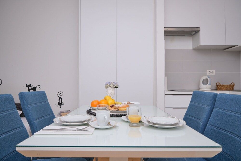 Sun City Studio Studio 30