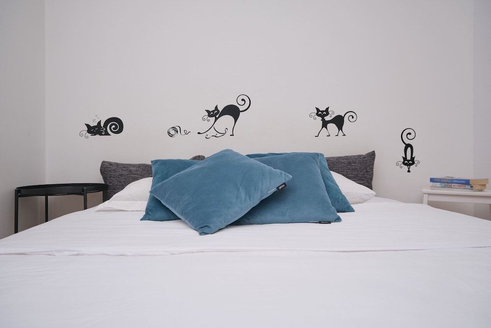 undefined Sun City Studio 6