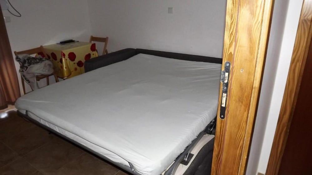 undefined Cozy Apartment 16 With Double bed Sleeper Couch 2