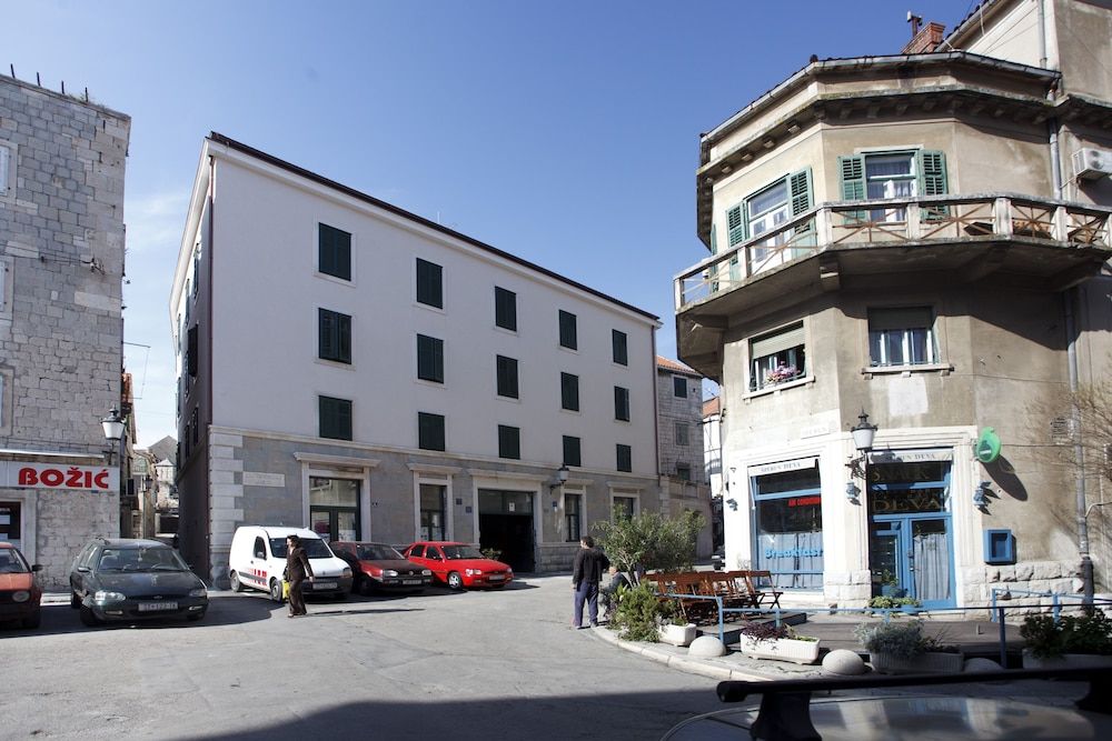 Facade
