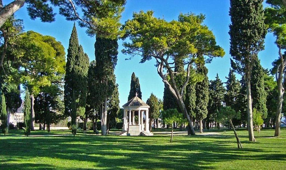 undefined Levelup Apartment Split 4