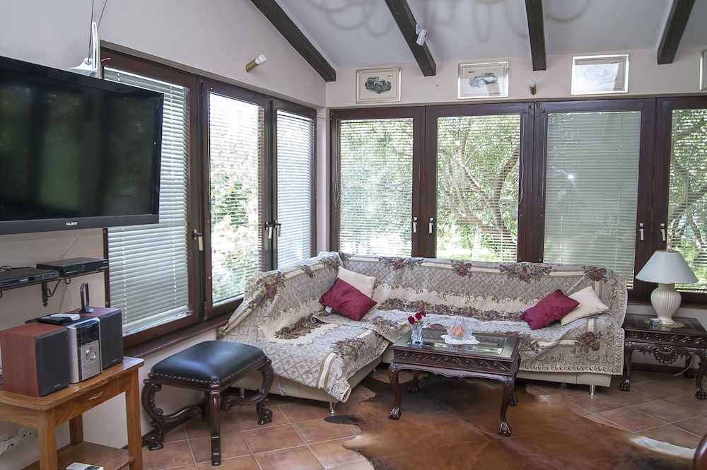 House With Pool in Split Near the Beach House, 2 Bedrooms, Private Pool, Garden View 7