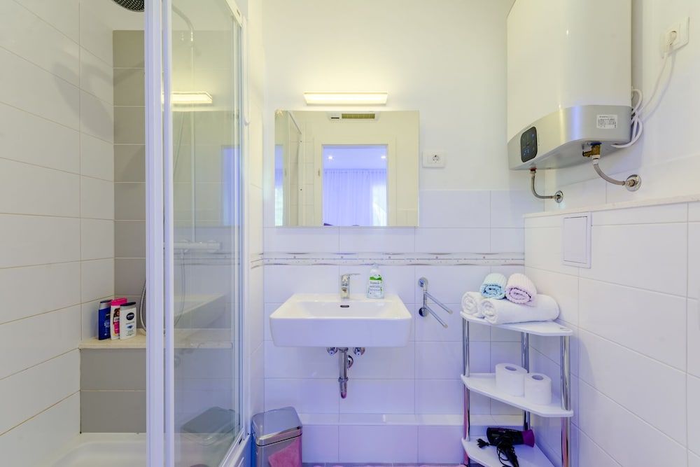 undefined Studio Luce Mala 9