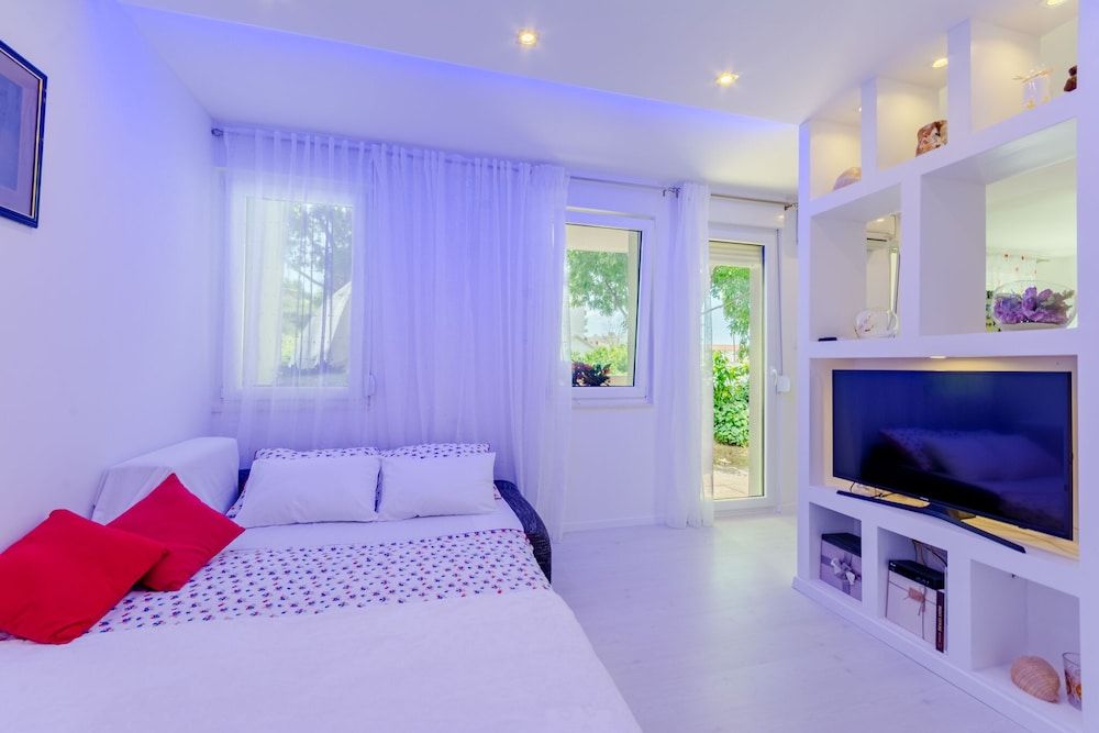 undefined Studio Luce Mala 3