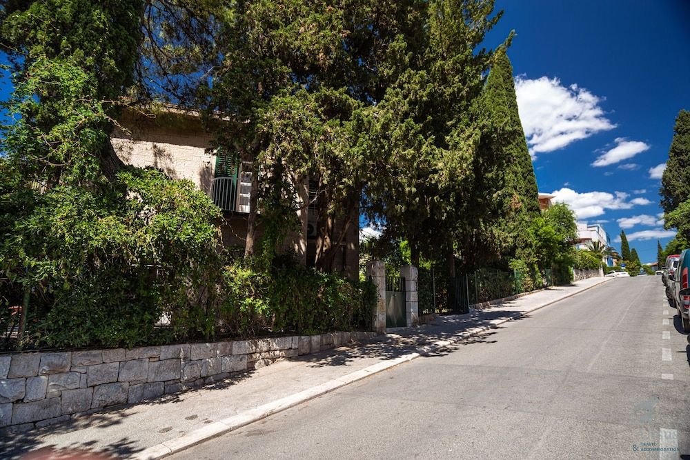 undefined Vacation Home Veranda 3