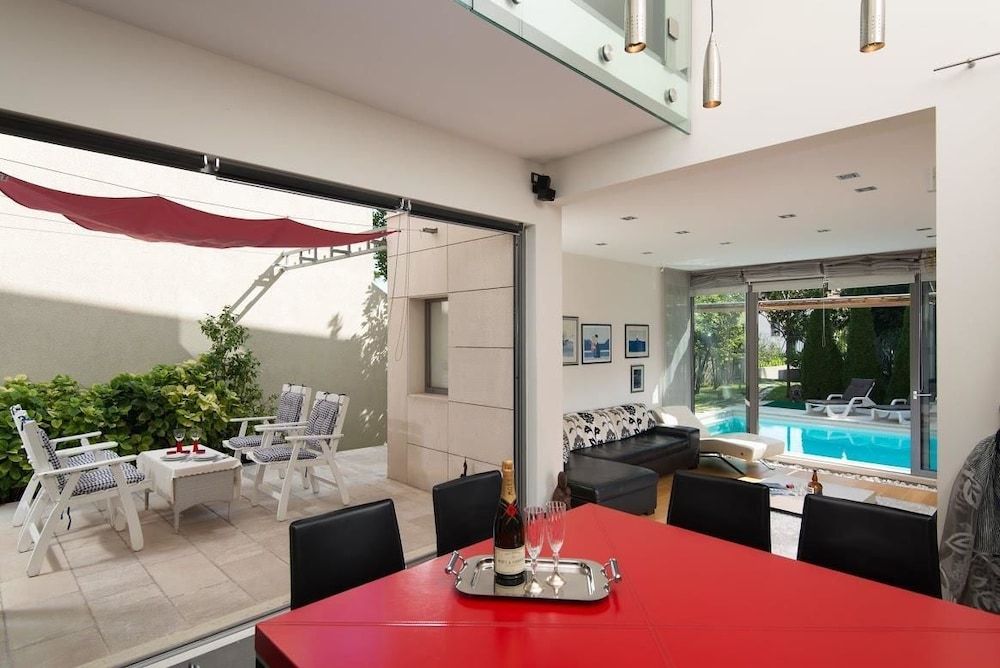 undefined Luxury Villa White 10