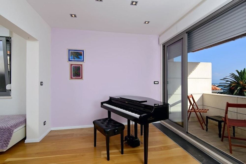 Luxury Villa White Villa, Multiple Beds 18