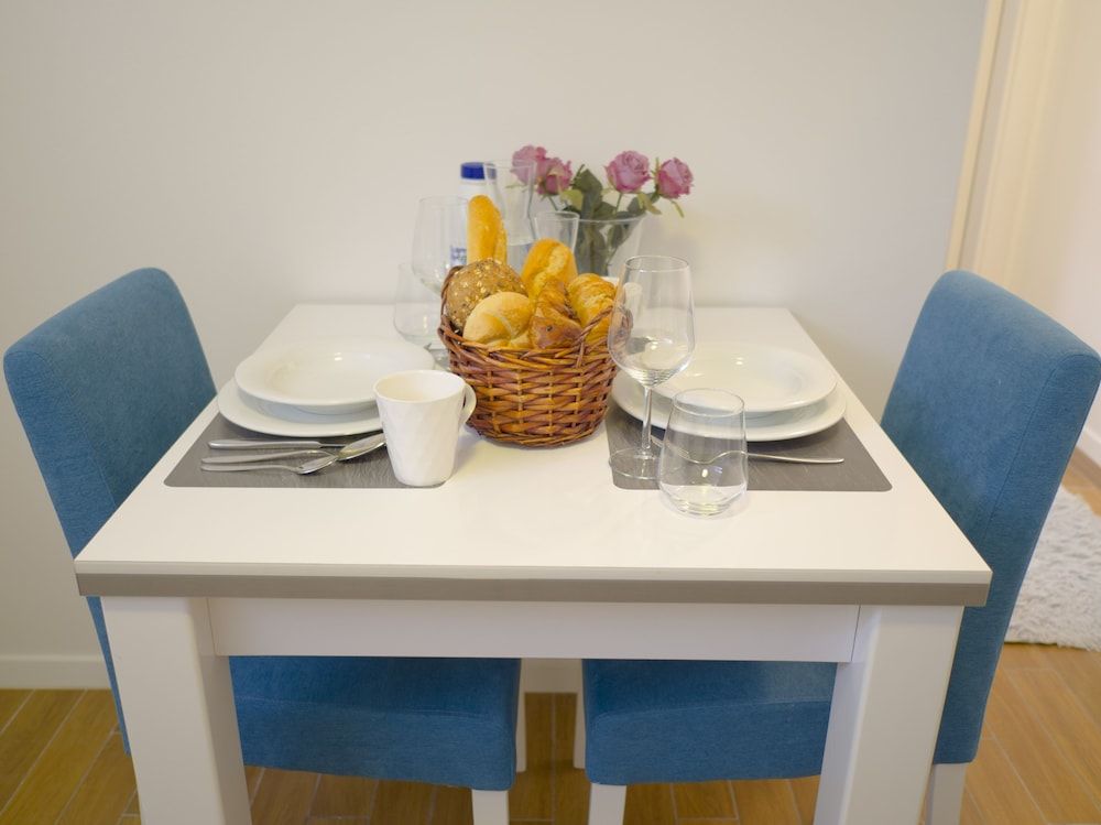 undefined Royal Residence Chica Cure 3