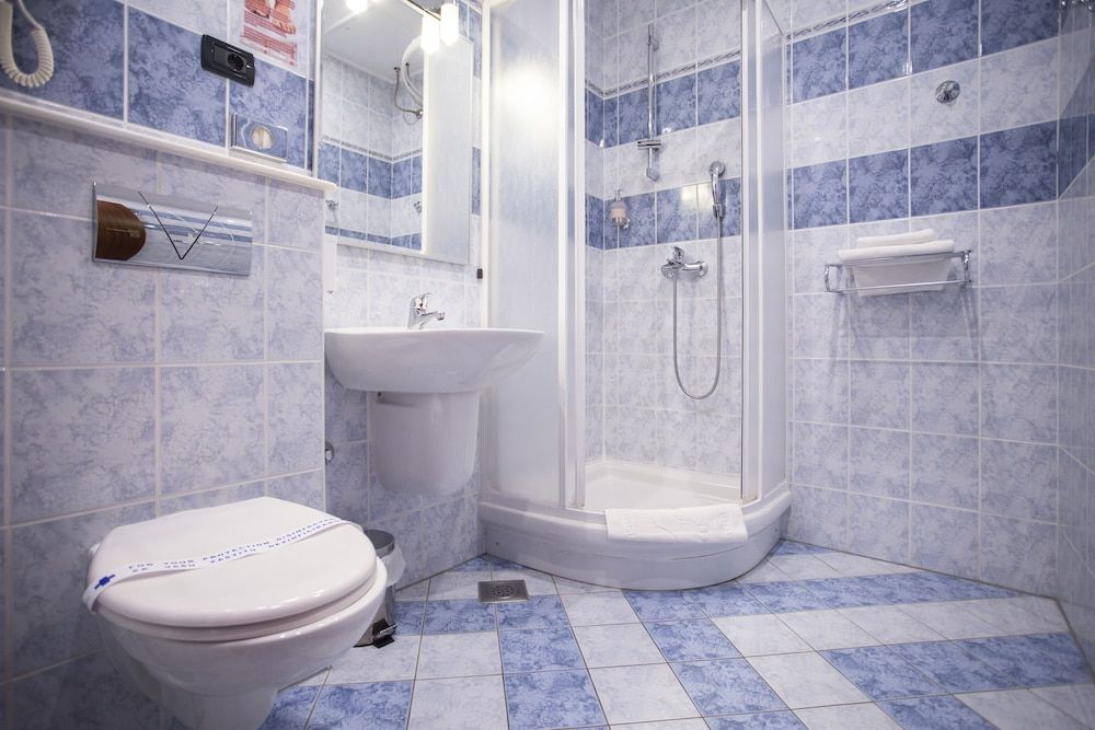 Hotel More Double Room 6