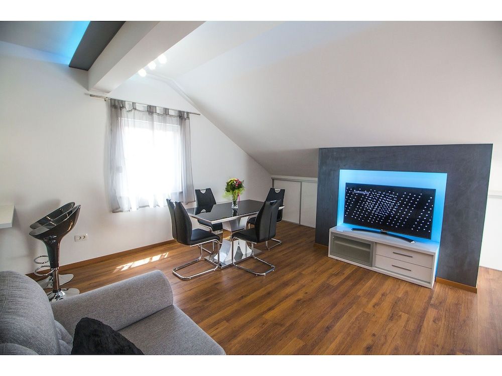 Toni Luxury Apartments Apartment, 2 Bedrooms 6