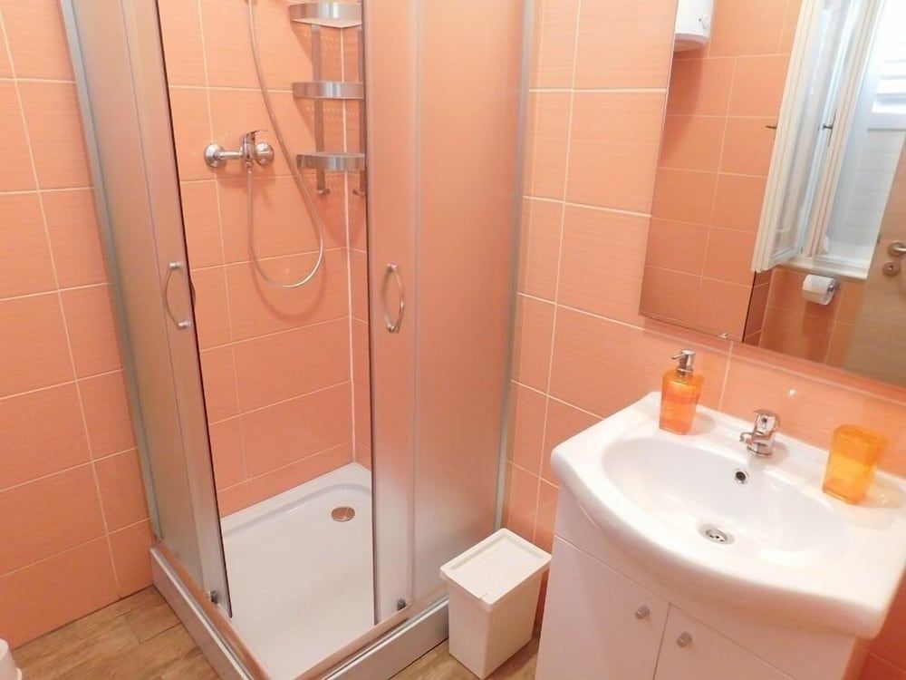 Villa Tončić Standard Studio (Orange) 9