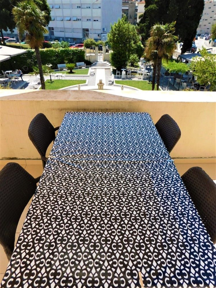 Villa Tončić Apartment, 1 Bedroom (Black & White) 13