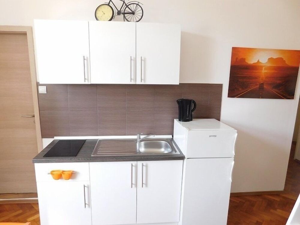 Villa Tončić Standard Studio (Orange) 6