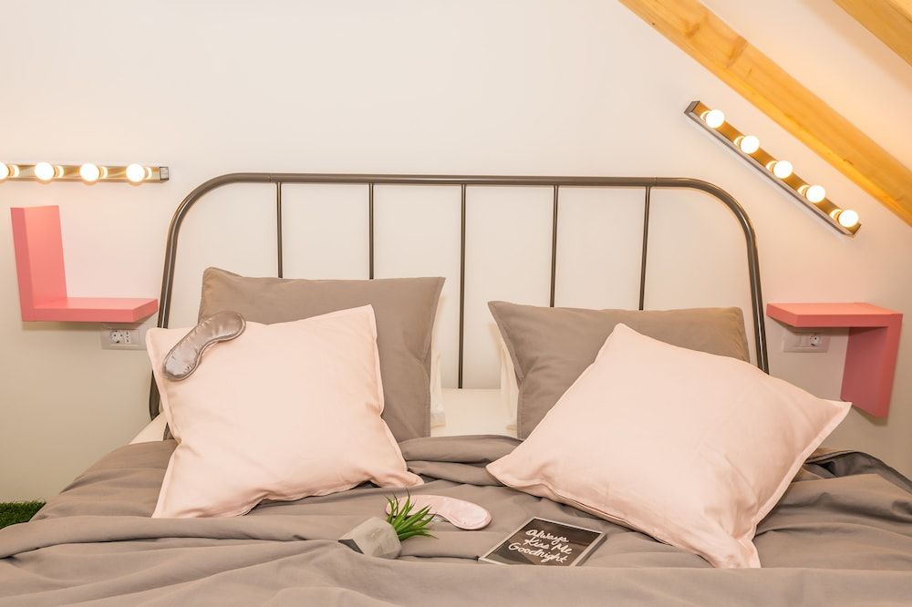 undefined Apartment Shiny Love 6