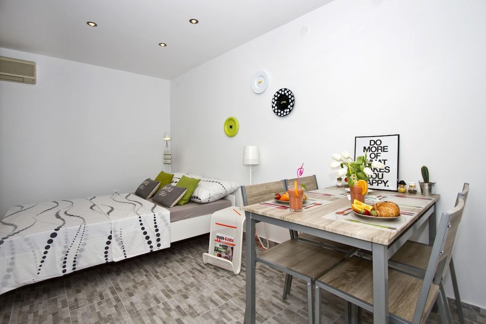 Apartment Shiny Love City Studio 4