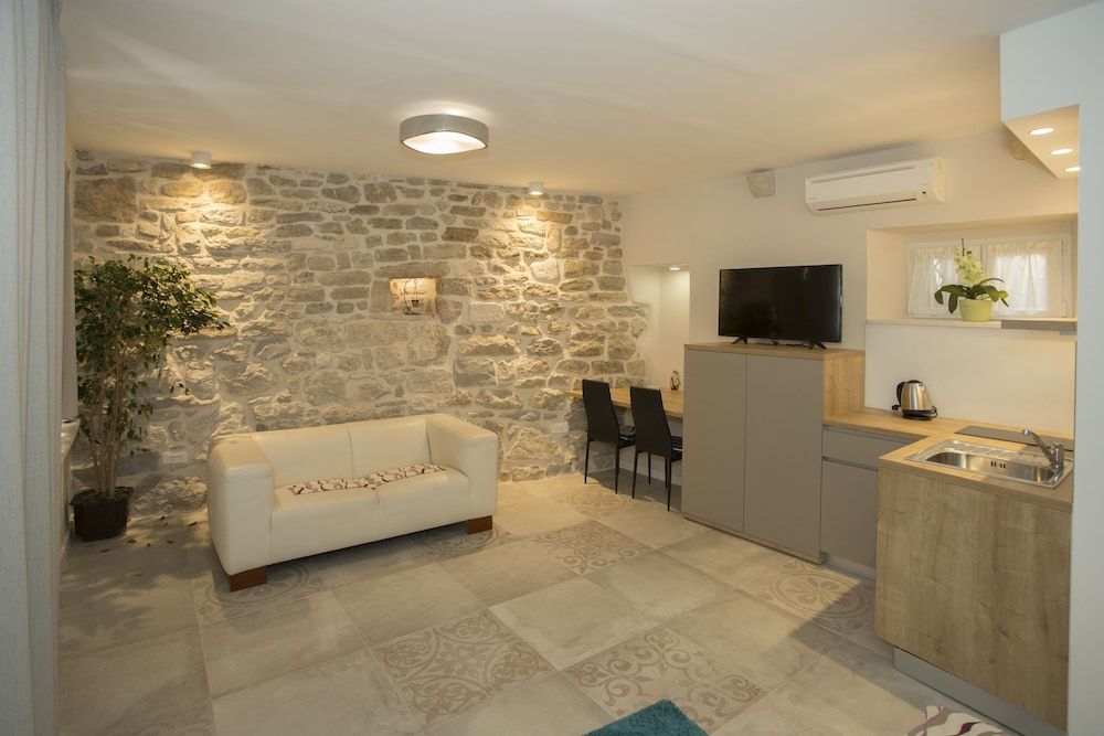 undefined Situs Residence 10